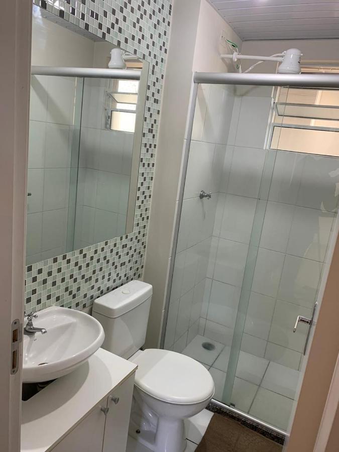 APARTAMENTO INTEIRO COM WiFi 70MB, AR CONDICIONADO, PROXIMO AO ESTADIO DO CAFÉ Londrina Eksteriør billede