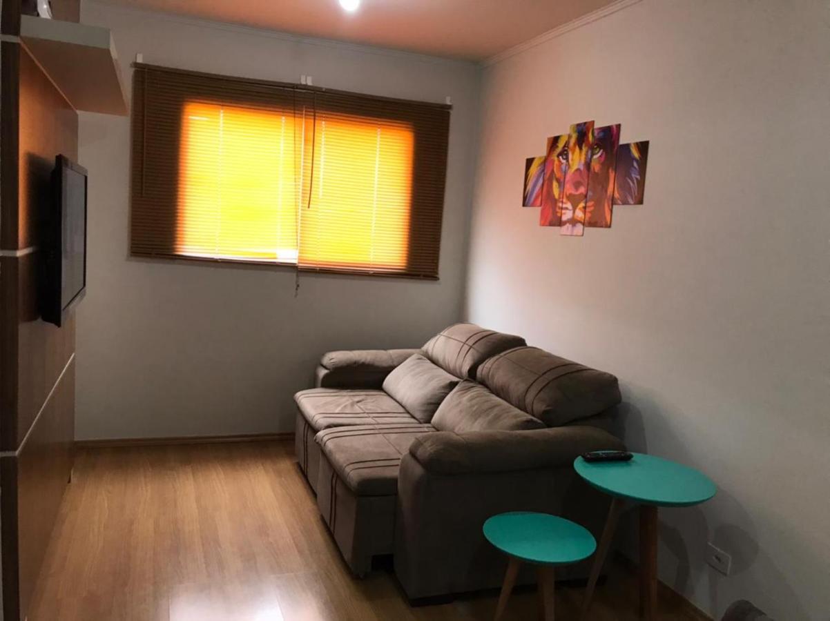 APARTAMENTO INTEIRO COM WiFi 70MB, AR CONDICIONADO, PROXIMO AO ESTADIO DO CAFÉ Londrina Eksteriør billede